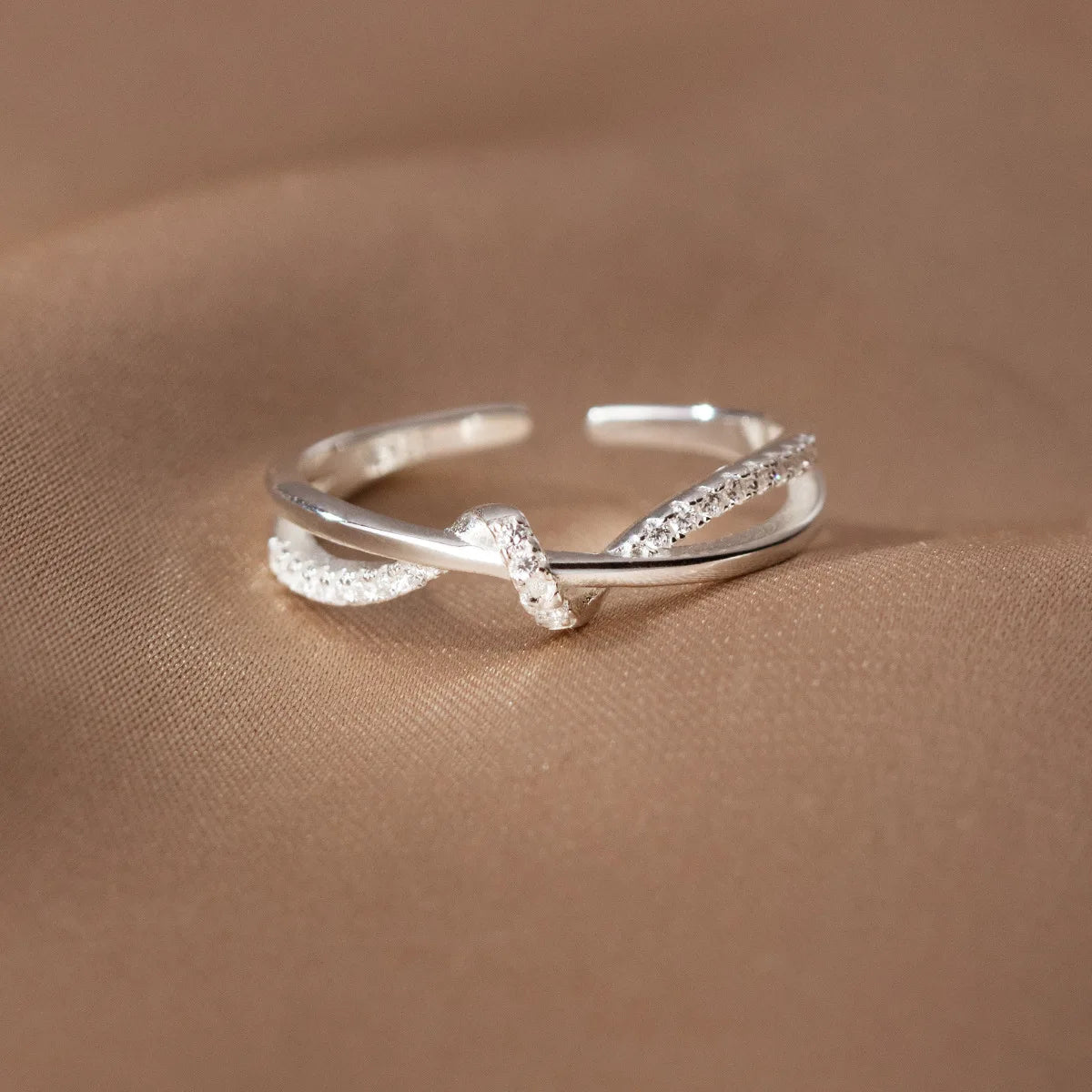 Cross Knot - Ring Silver